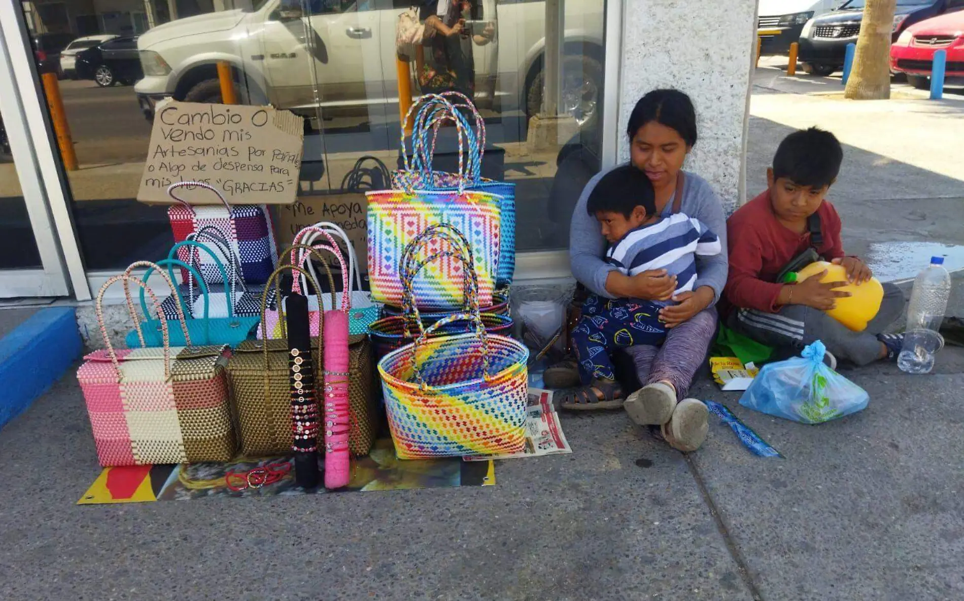 La señora Graciela Morales vino a esta ciudad en busca de mejores oportunidades de vida para ella y su familia - G